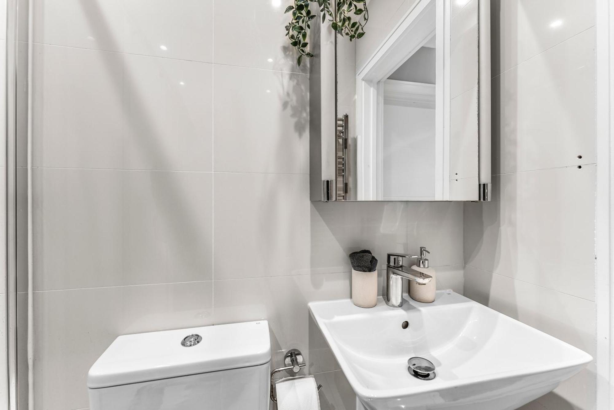Comfortable City Centre Apartment For Contractors And Couples - City Centre 布里斯托 外观 照片